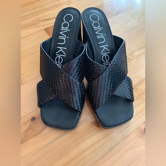 Calvin Klein heels/mules - Picture 4 of 5